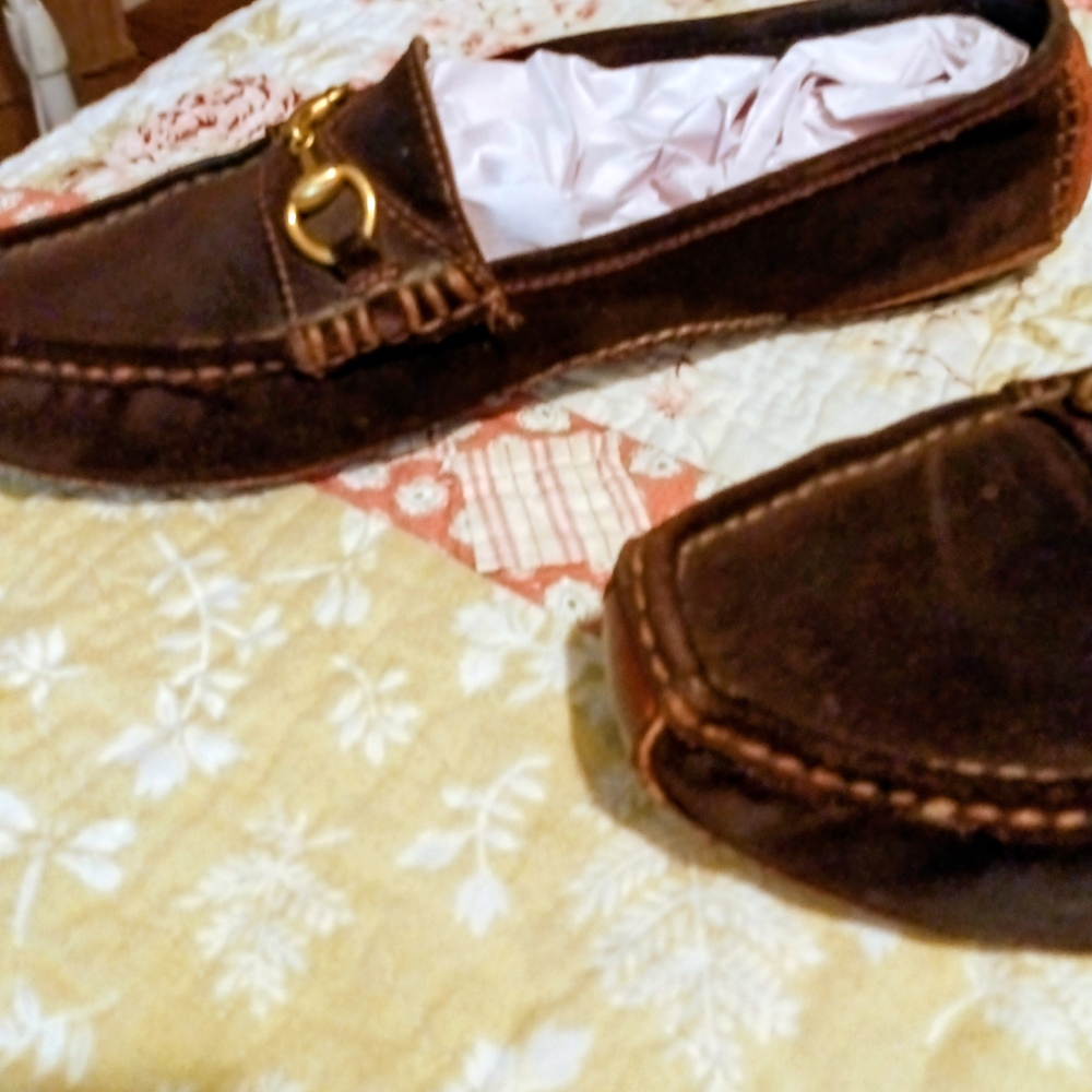 The Iconic Vintage Horsebit Gucci Dark Brown Leather Loafers with Gold Detail - Picture 8 of 16